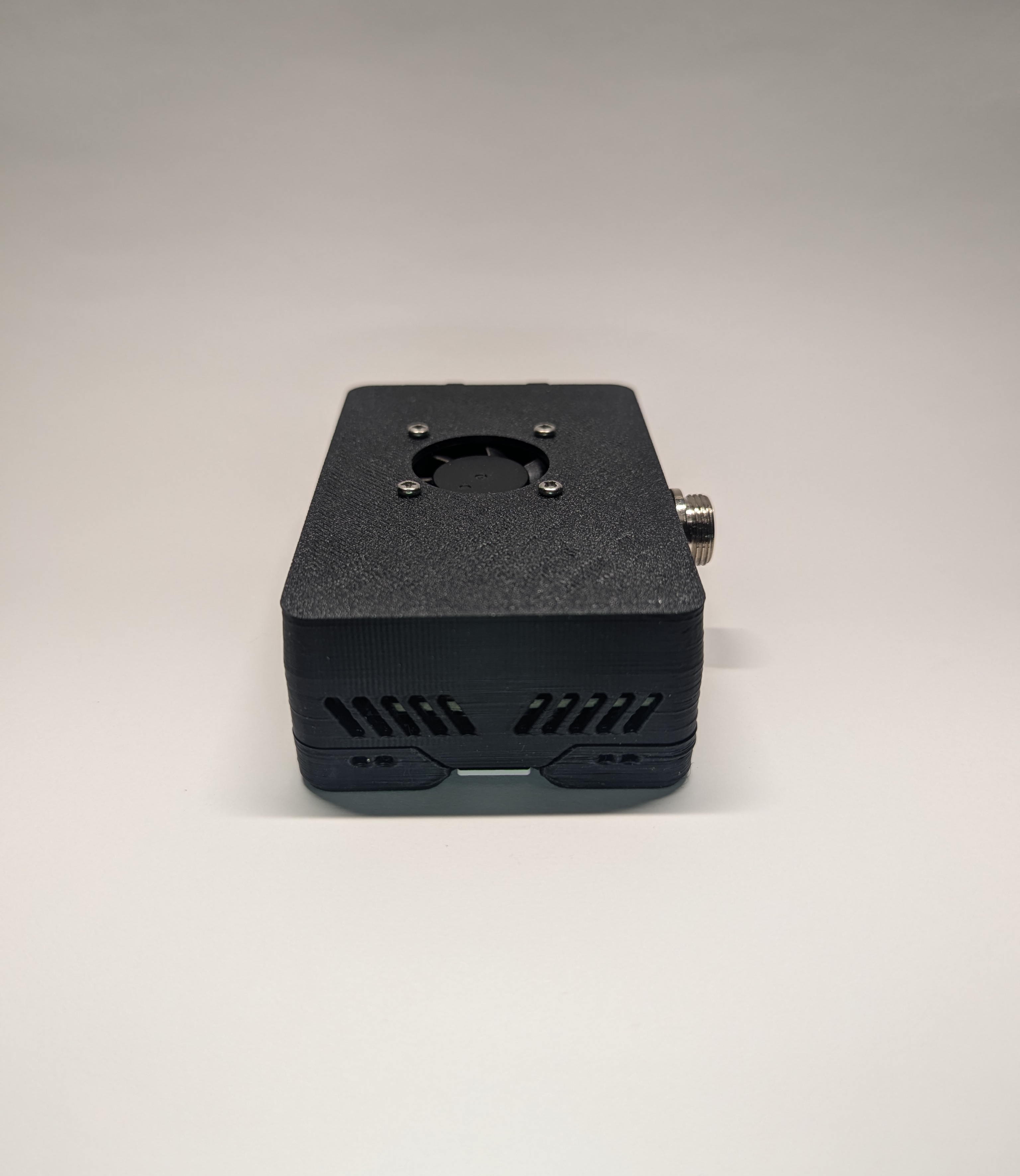 Custom PiKVM Remote Infrastructure Solution thumbnail 4